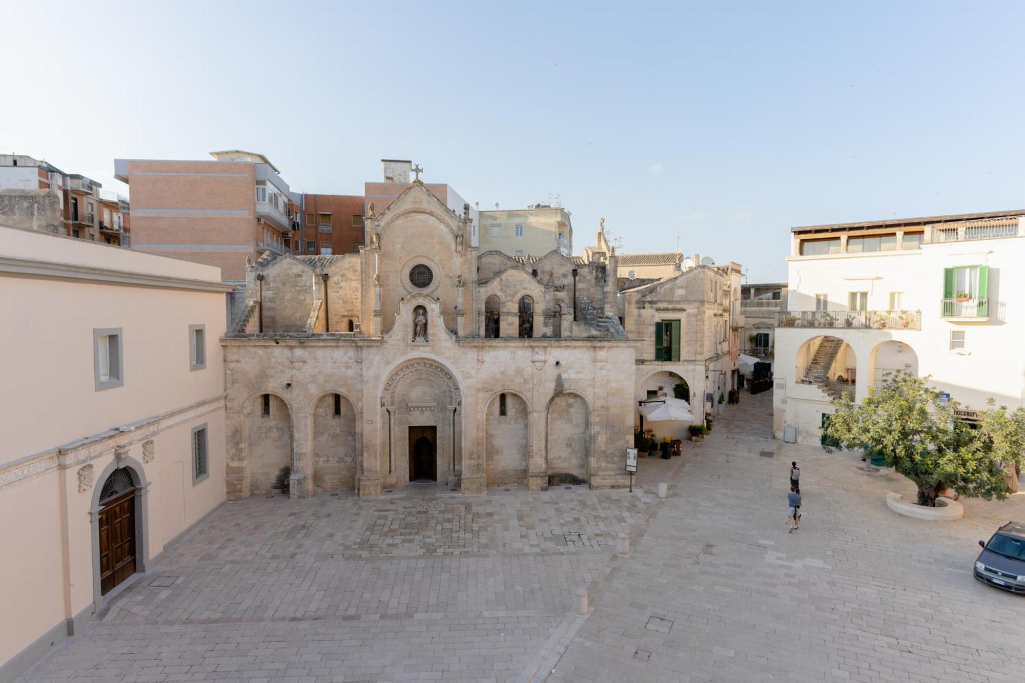 Palazzo Virgintino - Sassi *